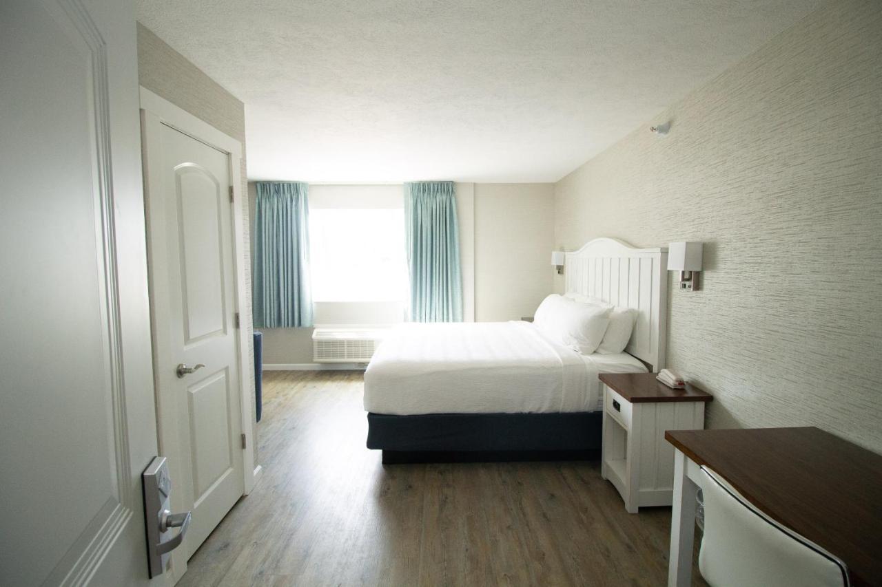 The Baywatch Resort Traverse City Cameră foto